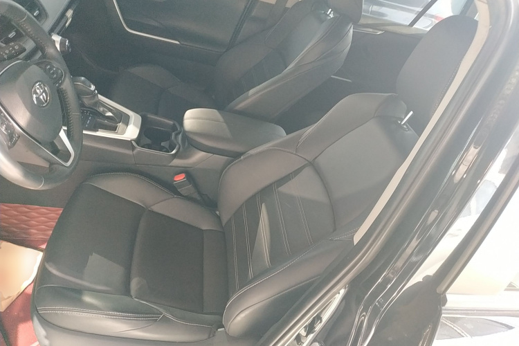 丰田 威兰达 2022款 2.0L CVT两驱豪华PLUS版中控内饰19