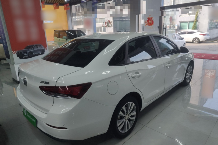 别克 英朗 2019款 18T 自动互联精英型 国VI车身外观7