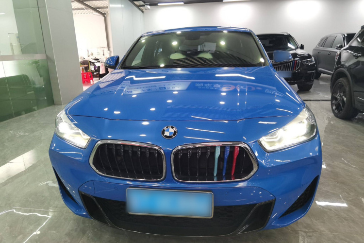 宝马X2 2020款 sDrive25i 领先型M运动套装车身外观2