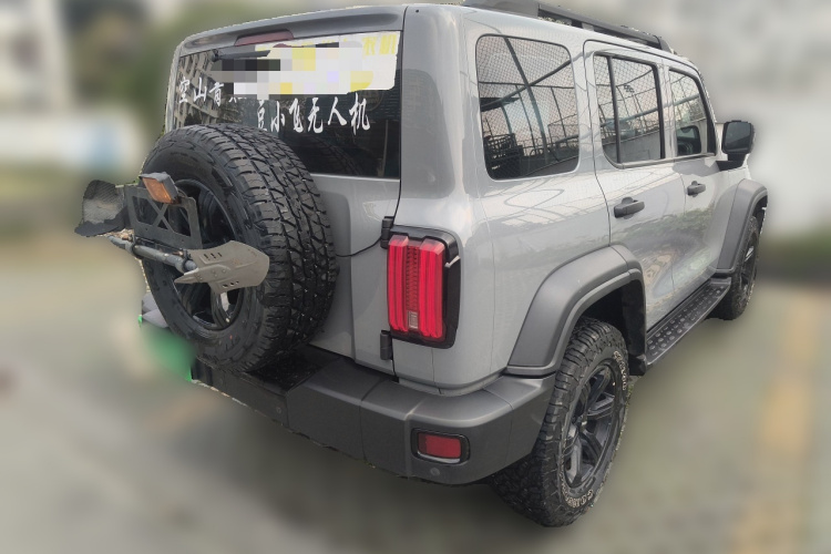 坦克300 2021款 越野版 2.0T 征服者车身外观7