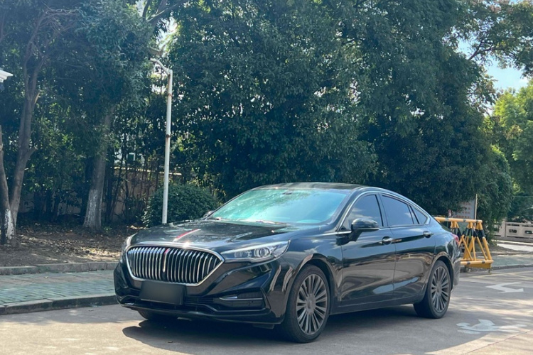 红旗H5 2020款 1.5T DCT旗韵版车身外观1