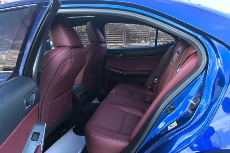 雷克萨斯IS 2015款 200t F SPORT中控内饰7003