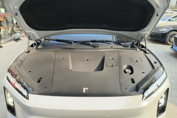 蔚来ES6 2025款 75kWh机舱底盘24