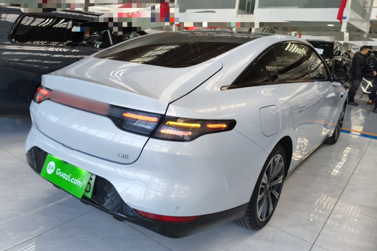 零跑汽车 零跑C01 2023款 525舒享版车身外观7