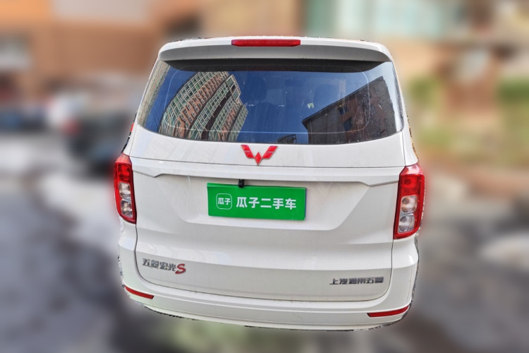 五菱汽车 五菱宏光 2019款 1.5L S标准型国VI LAR车身外观6