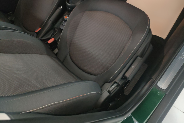 MINI 2023款 1.5T ONE 五门版局部细节41