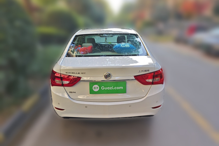 别克 英朗 2017款 15N 自动精英型车身外观6