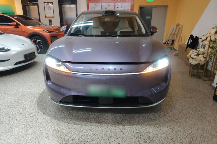 鸿蒙智行 智界R7 2024款 纯电 736km UItra车身外观6001