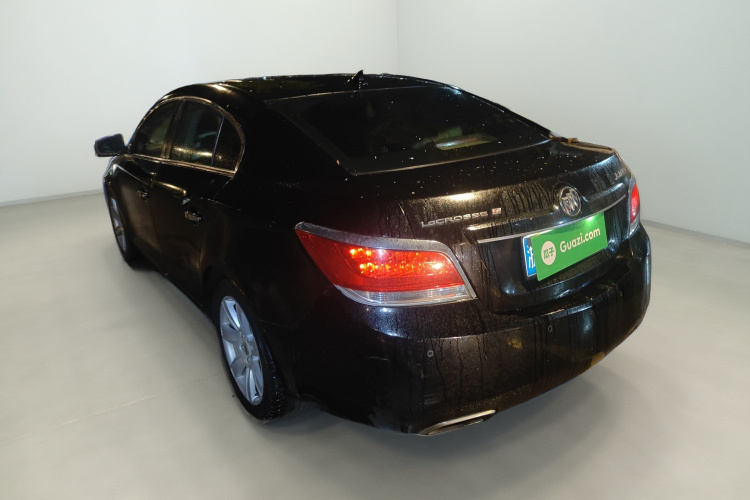 别克 君越 2011款 2.0T旗舰版车身外观5