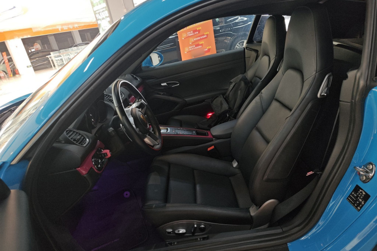 保时捷718 2020款 Cayman 2.0T中控内饰19