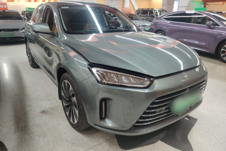 鸿蒙智行 问界M5 2022款 增程四驱至臻版车身外观3