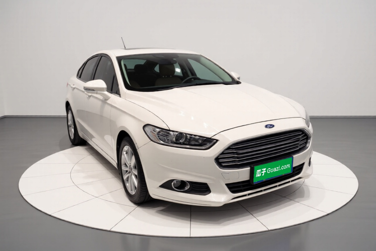 福特 蒙迪欧 2013款 1.5L GTDi180时尚型车身外观3