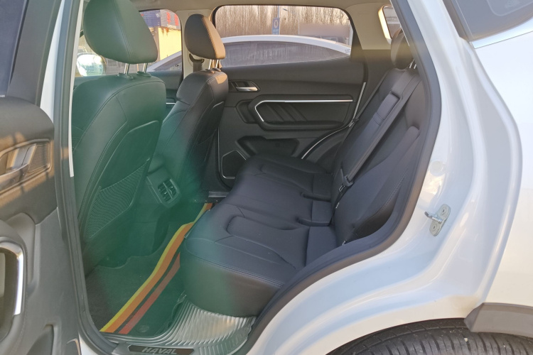 哈弗H6 2017款 红标 2.0T 自动两驱智尚型中控内饰21