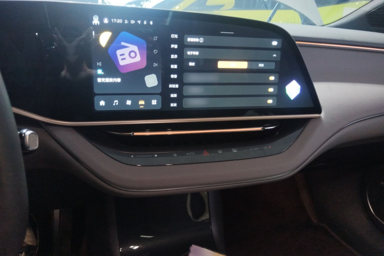 红旗EH7 2024款 600 Pro局部细节16