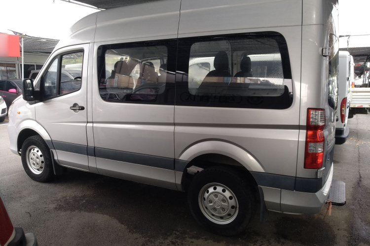 福田 图雅诺 2019款 2.5T E54J25TC3车身外观4