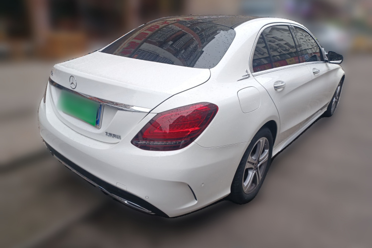 奔驰C级 2020款 改款 C 260 L 运动版车身外观7