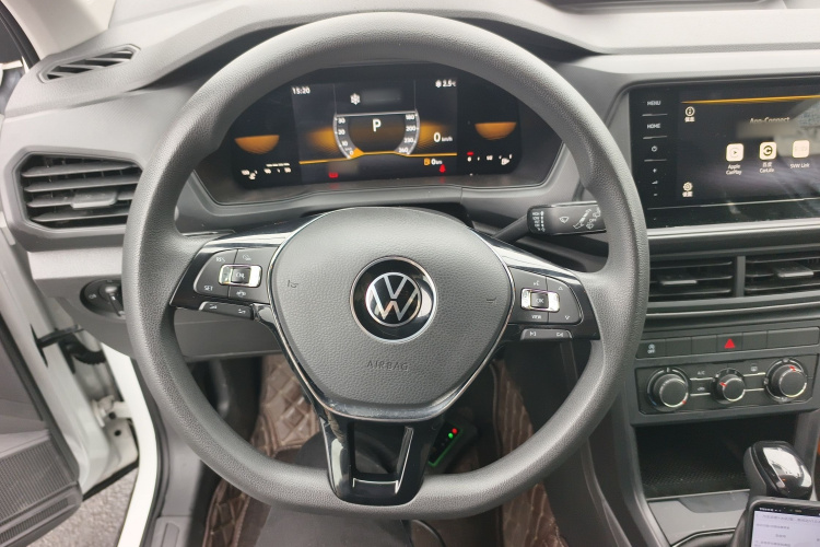 大众 途铠 2023款 改款 1.5L 自动风尚版中控内饰13