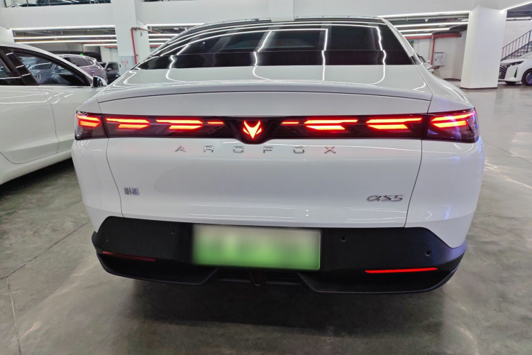ARCFOX极狐 极狐 阿尔法S5 2024款 560PRO 185kW车身外观6004