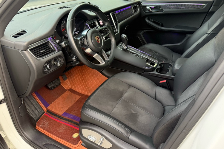 保时捷 2017款  Macan 2.0T中控内饰7002