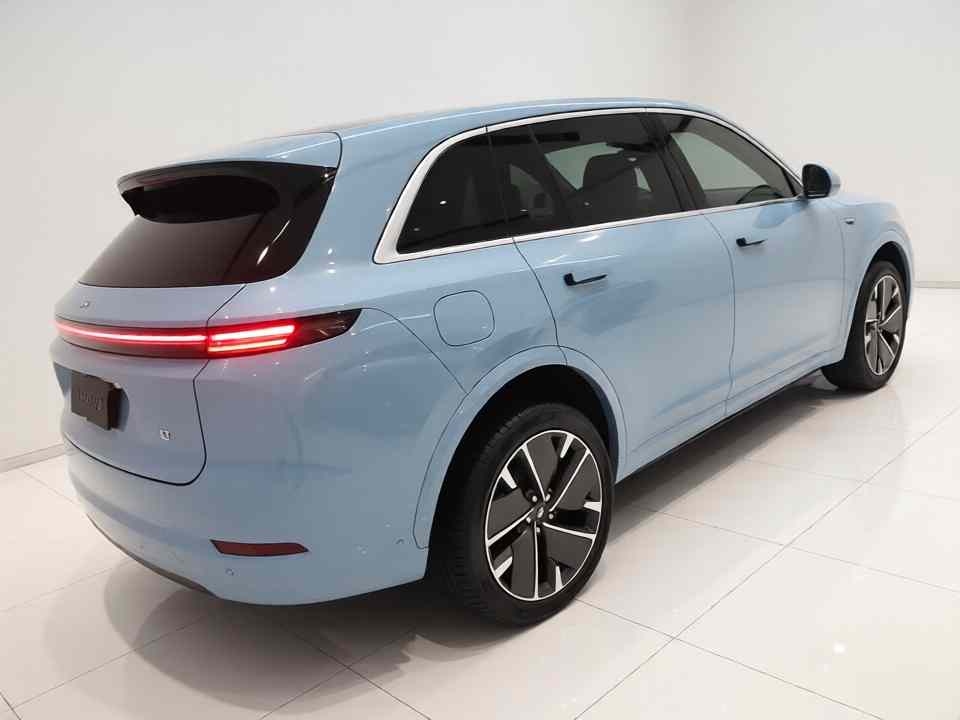 理想汽车 理想L7 2025款 Ultra 智能焕新版(5)