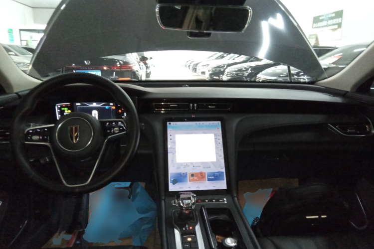 红旗H5 2023款 1.5T DCT智联旗韵版中控内饰7002