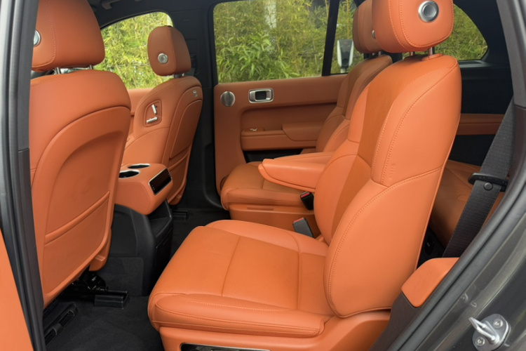 理想汽车 理想L8 2024款 Pro中控内饰7009