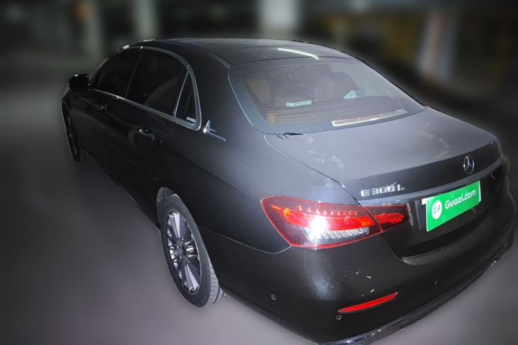 奔驰E级 2021款 E 260 L车身外观6003