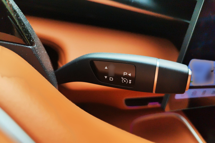 深蓝汽车 深蓝S07 2024款 215Max 乾崑智驾ADS SE增程版局部细节18