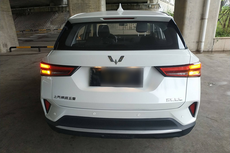 五菱汽车 五菱星驰 2022款 1.5L 手动自由型车身外观6004