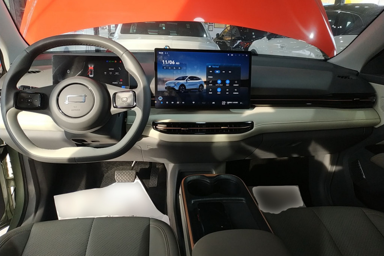 奔腾 悦意03 2025款 565km 臻享版中控内饰12