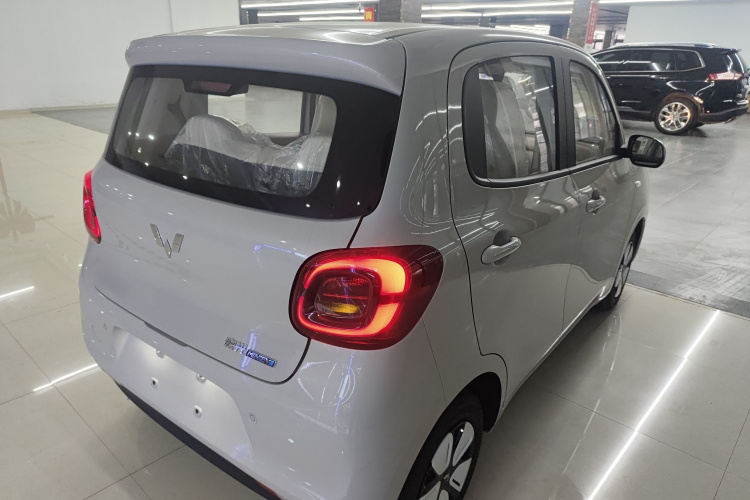 五菱汽车 宏光MINIEV 2025款 四门版 进阶款车身外观7