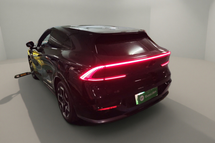 小鹏G7 2025款 702 超长续航 Max车身外观5