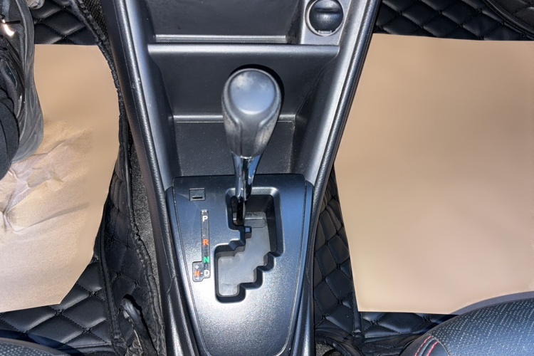 丰田 YARiS L 致炫 2020款 1.5L CVT领先版局部细节18