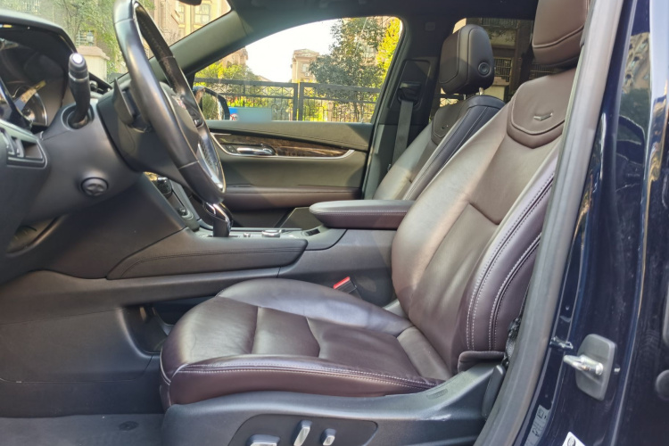 凯迪拉克XT6 2020款 28T 六座四驱豪华型局部细节19