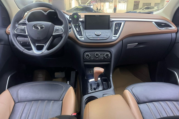 东南DX7 2017款 1.5T 自动荣耀版中控内饰7006