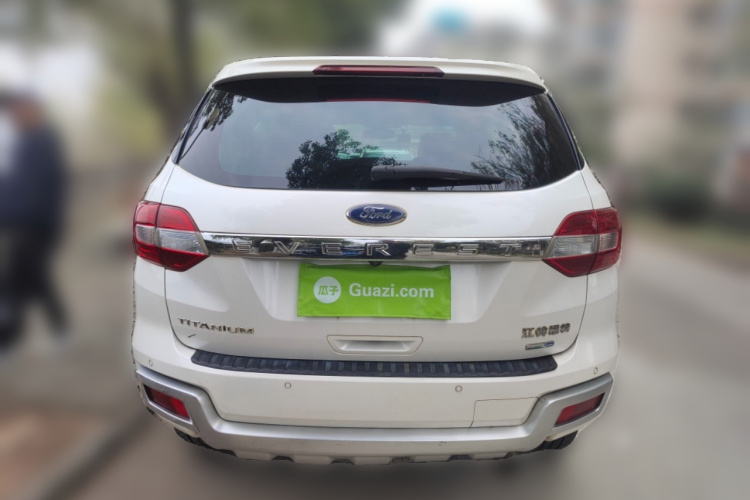 福特 撼路者 2017款 2.0T 汽油自动四驱旗舰版 7座车身外观6004