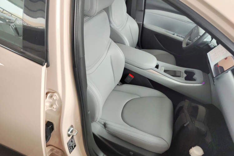 小鹏MONA M03 2024款 620 超长续航局部细节41