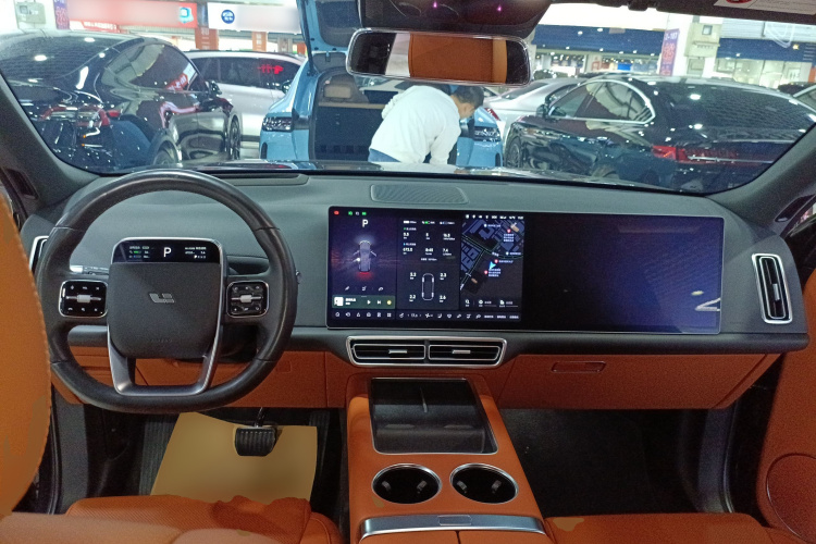 理想汽车 理想L9 2022款 Max中控内饰12