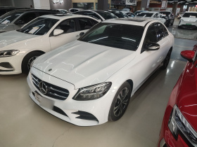 奔驰C级 2019款 C 260 运动版