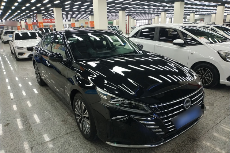 日产 天籁 2024款 2.0L XE 真心版车身外观3