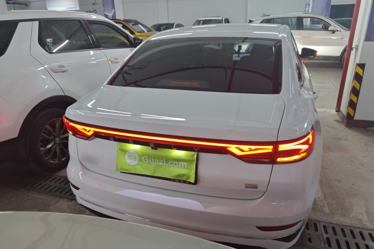 吉利汽车 帝豪 2022款 第4代 1.5L CVT尊贵型车身外观6004