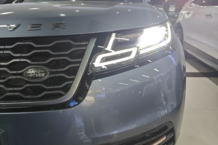 路虎 揽胜星脉 2020款 P250 R-DYNAMIC S局部细节36