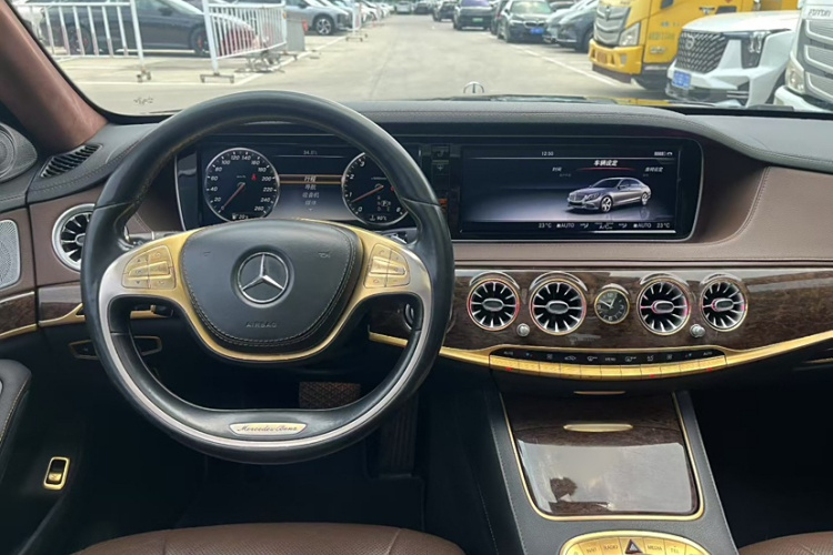 奔驰S级 2017款 S 320 L 商务型中控内饰7001