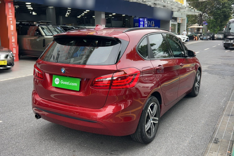 宝马2系旅行车(进口) 2015款 218i 运动设计套装车身外观6002