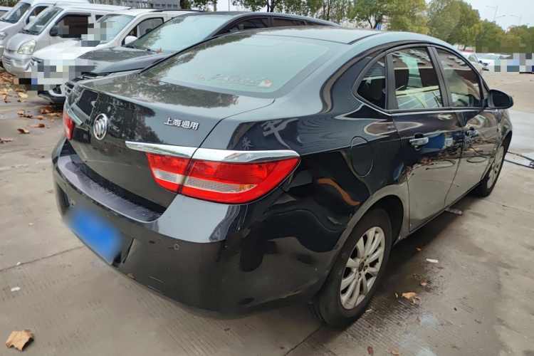 别克 英朗 2013款 GT 1.6L 手动进取版车身外观7