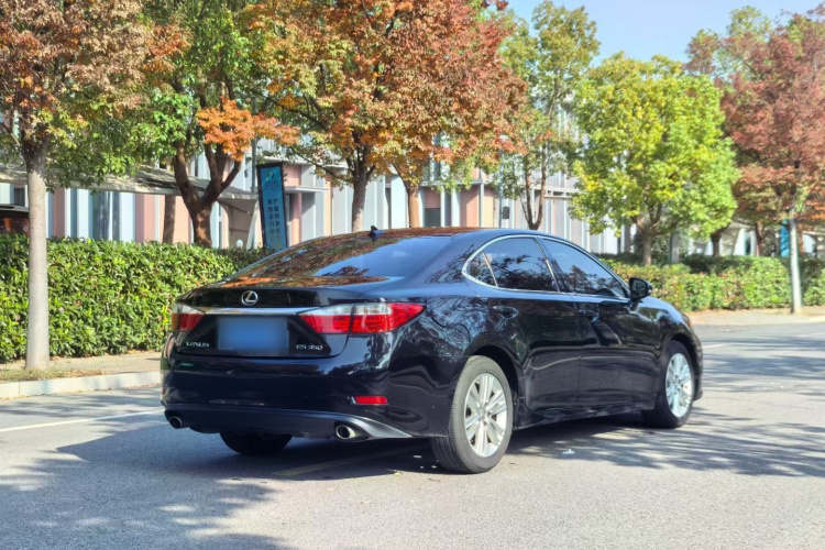 雷克萨斯ES 2013款 250 精英版车身外观6005