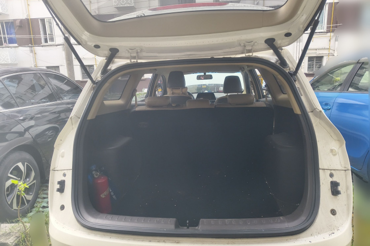 宝骏310W 2017款 1.5L 手动时尚型 国VI局部细节23