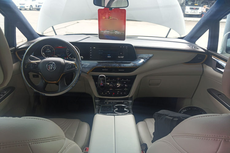 别克GL8 2021款 ES陆尊 653T 舒适型中控内饰12