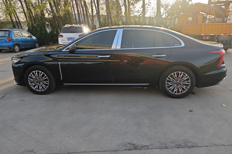 红旗H5 2023款 2.0T 自动智联旗享版车身外观6003