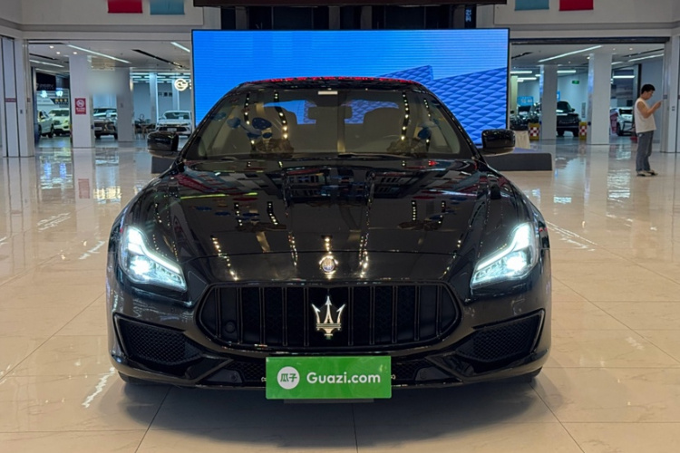 玛莎拉蒂 总裁 2013款 3.0T 标准型车身外观6005